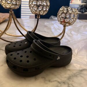 CROCS Classic Black Clogs
